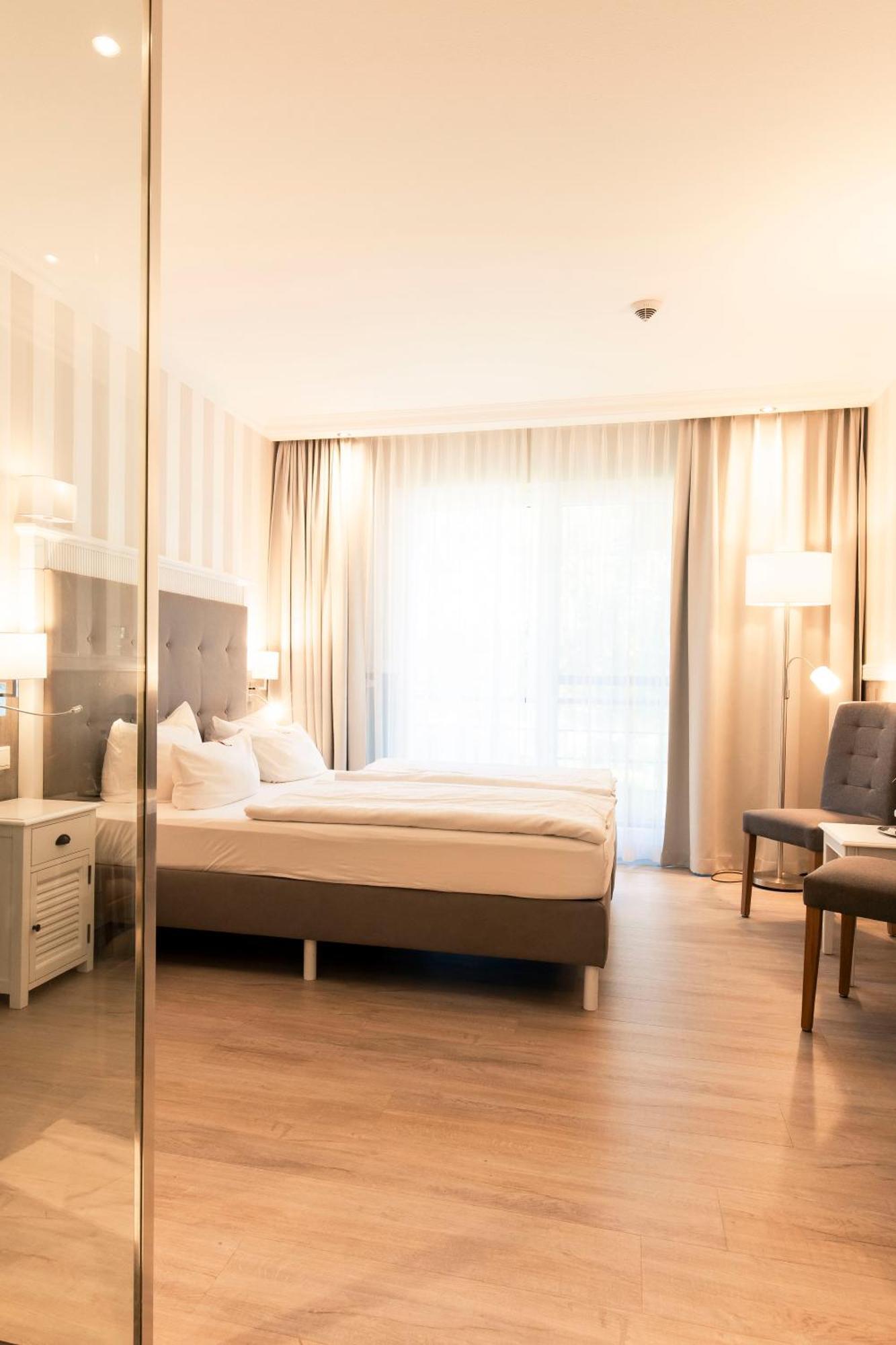Resort Hotel IV Jahreszeiten Zingst Luaran gambar